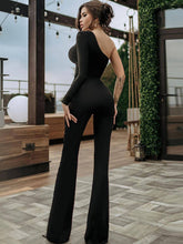 Mono ajustado de cintura alta con un hombro al descubierto y sin mangas